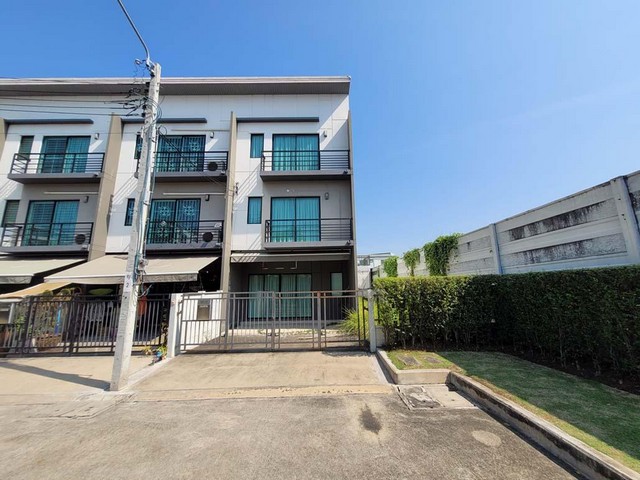 ขาย ทาวน์เฮ้าส์ บ้านกลางเมือง ปิ่นเกล้า-จรัญ บางกรวย นนทบุรี