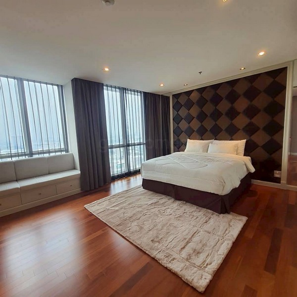 ghd000612R ให้เช่า Penthouse หรู The Four Wings Residence
