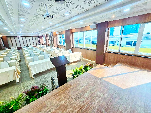 BTS อ่อนนุช ให้เช่าห้องประชุม 260 ตร.ม.180 ท่าน บางจาก 1กม.