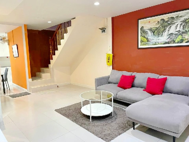 ม.นอร์ทกรุงเทพ 4.4 กม.2นอน MRT วัชรพล ขาย-เช่าทาวน์เฮาส์ 2 ชั้น