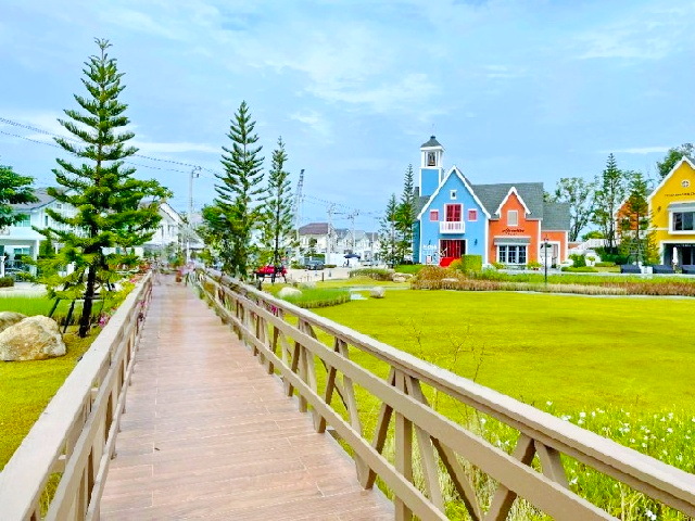 MRTศรีแบริ่ง 3กม. วิลลาจจิโอ1-3 ศรีนครินทร์ บางนา 2ชั้น 23ตร.วา
