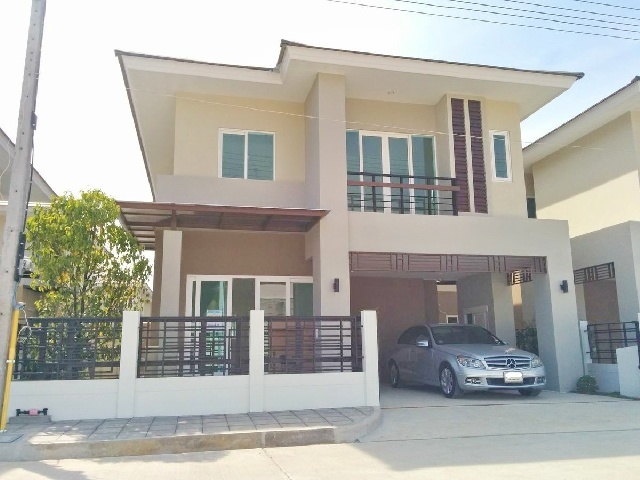 Promenada 1 กม. แยกสารภี บ้านหรู 2 ชั้น 40ตรว.
