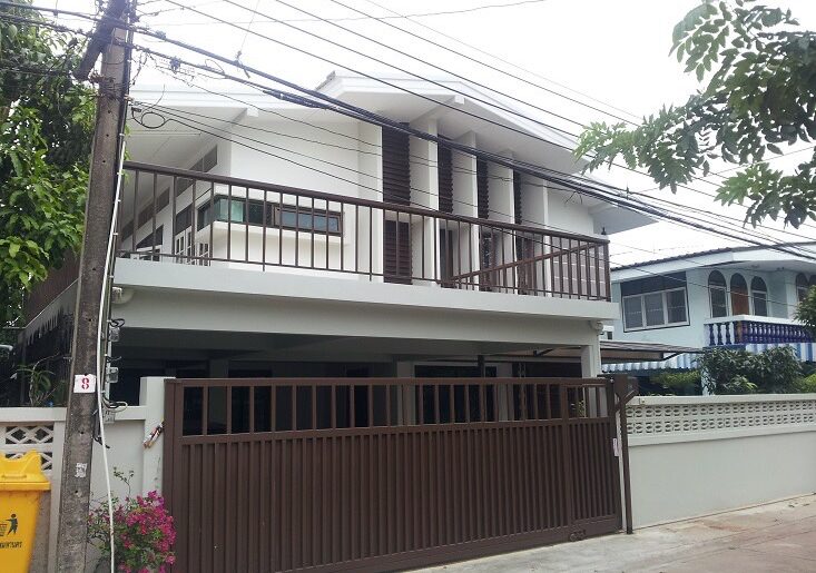 ให้เช่าบ้าน2ชั้น 70วา4 นอน 3น้ำแอร์เฟอร์นิเจอร์ ถนนประชาราษฎร์บำเ
