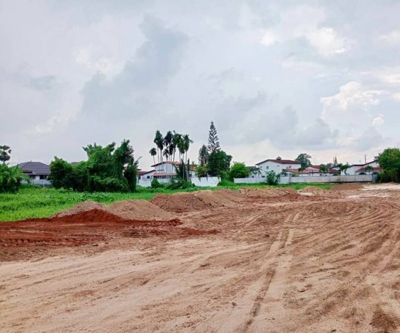 ขายที่ดิน ใกล้สนามกอล์ฟสยามคันทรีคลับ พัทยา