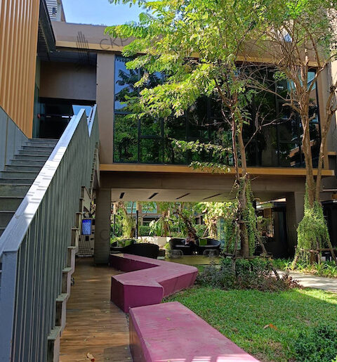 คอนโด เมโทร ลักซ์ เกษตร ห้องมุม วิวสวนหย่อม ติดถนนประเสริฐมนูกิจ