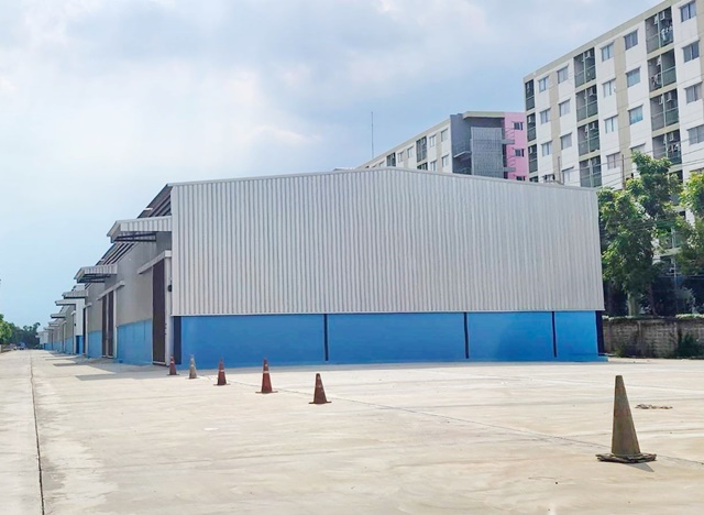 สนามบินสุวรรณภูมิ 4กม.ใหม่ 100โกดังที่เดินถึง ARLลาดกระบัง 650ม.