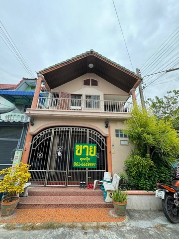 ขายทาวเฮาส์เทียนดัดสามพราน เดินทางเข้า-ออกถนนเพชรเกษม