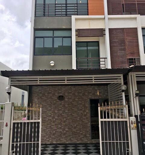 สาทร-กัลปพฤกษ์ ตลาดสำเพ็ง 2 ให้เช่าทาวน์โฮม 3 ชั้น 27ตร.วา.307 ต