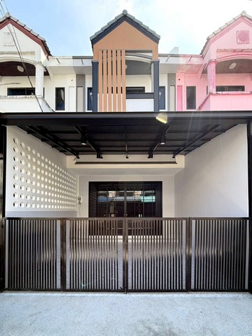 มบ.ศรีสุชาติ2ภูเก็ต ทาวน์โฮมรีโนเวทใหม่ 25วา 3นอน 2น้ำ
