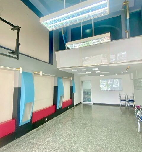 แม็กซ์แวลู หลักสี่ 300 ม. คลินิก ร้านทำผม MRT ราชภัฏพระนคร 999ม.