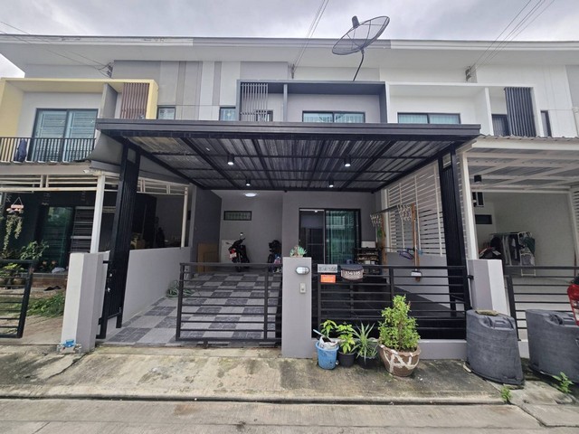 ขายทาวน์โฮม The Connect สุวรรณภูมิ 2 ใกล้สนามบิน พร้อมอยู่ ราคาดี