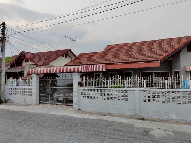ขายด่วน บ้านพร้อมที่ดิน76 วา หมู่บ้านปรางทองนิเวศน์ เมืองนครราชส