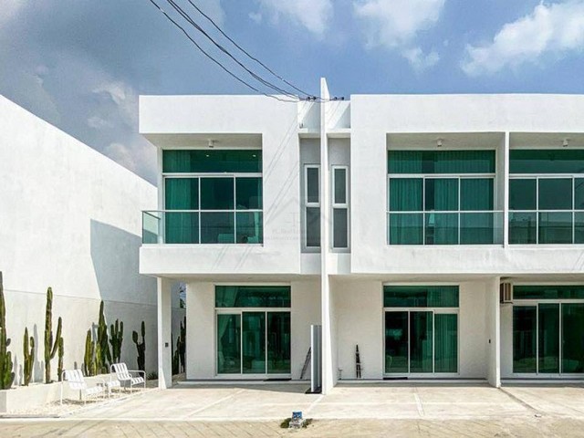 ให้เช่าทาวน์โฮม สไตล์ Modern Minimal AREN BANGNA บางนา กม.8