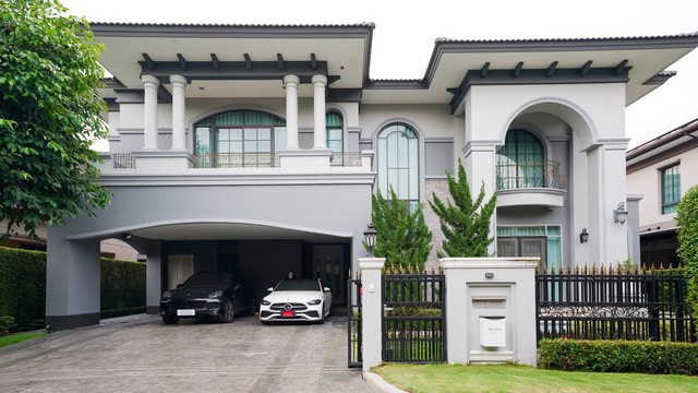 ขายบ้านเดี่ยวพร้อมอยู่ โครงการ the grand pinklao ขนาด 121 ตรว.