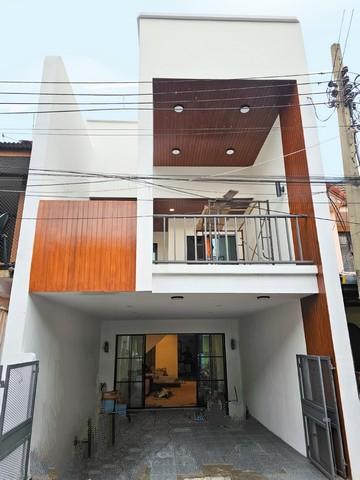 ขายทาวน์เฮ้าส์ 2 ชั้่น หมู่บ้านอยู่เจริญ ดอนเมือง ถนนวิภาวดีรังสิ