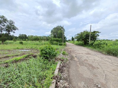 ขายที่ดิน ต.คลองสาม อ.คลองหลวง จ.ปทุมธานี เนื้อที่ 5 ไร่กว่า