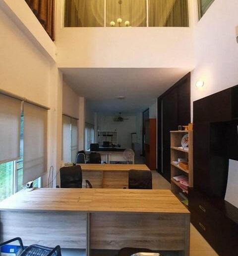 ให้เช่าบ้าน 3 ชั้น เกษตรนวมินทร์ ใกล้เดอะคริสตัล เอกมัย-รามอินทรา