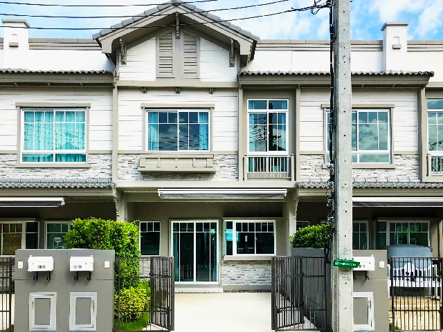 หมู่บ้านอินดี้3 เมกาบางนา1.4กม. 2นอน บางนา กม.7 ซ.เมืองแก้ว