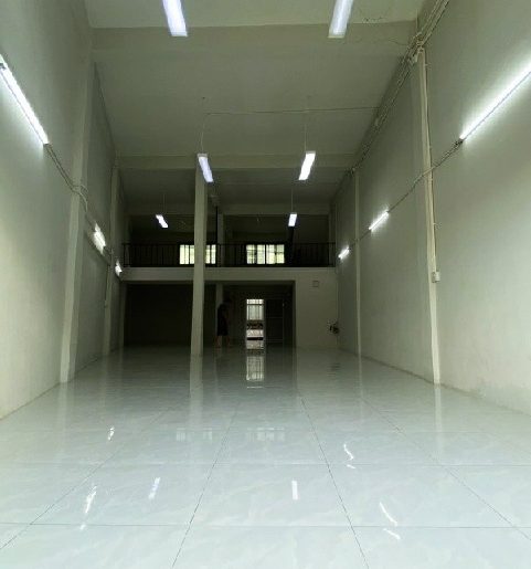 บรม MRTพุทธมณฑลสาย2 2.7 กม. สาย3 ให้เช่าอาคาร3.5 ชั้น 1.5คูหา 500