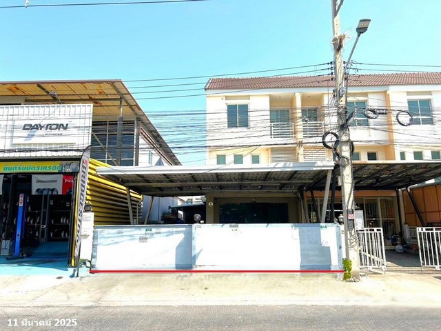 ขายอาคารพาณิชย์ 3 ชั้นหมู่บ้าน กลอรี่เฮ้าส์ เฟส 2 จ.ปทุมธานี