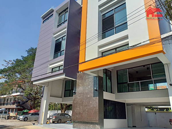 ให้เช่าออฟฟิศ 4ชั้น90วา6ห้องนอน 6ห้องน้ำจอดรถ10คันถนนรัชดาเขตจตุจ