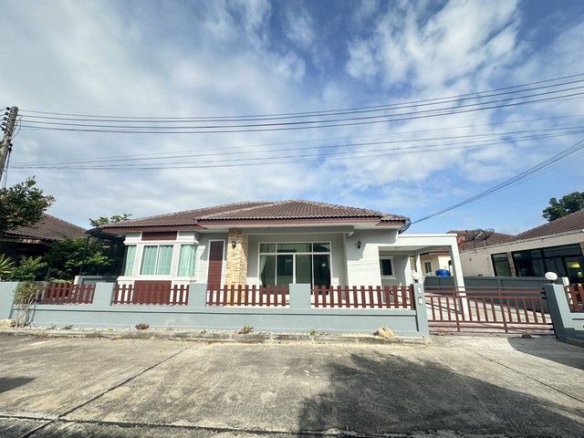 รีโนเวทใหม่ทั้งหลัง บ้านใกล้อมตะเฟส8,9 ผ่อนตรงได้ พร้อมของแถมอีกม