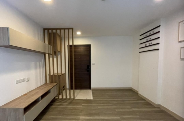 ขายคอนโด Moniiq condo สุขุมวิท 64