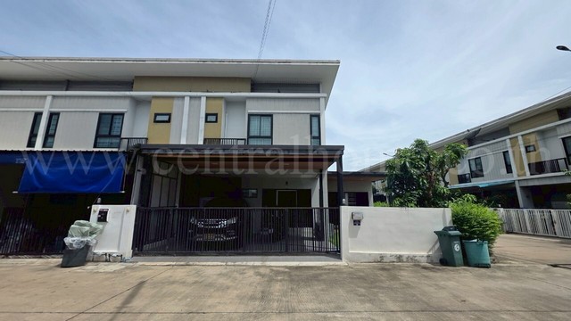 ทาวน์เฮ้าส์ เดอะ โมดิช ราชพฤกษ์ – กาญจนาภิเษก ลาดหลุมแก้ว หลังมุม