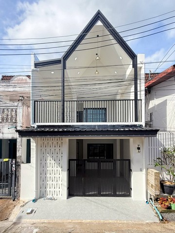 มบ.ธินวุฒิ2ภูเก็ต ทาวน์โฮมรีโนเวทใหม่ 22.5วา 2นอน 2น้ำ
