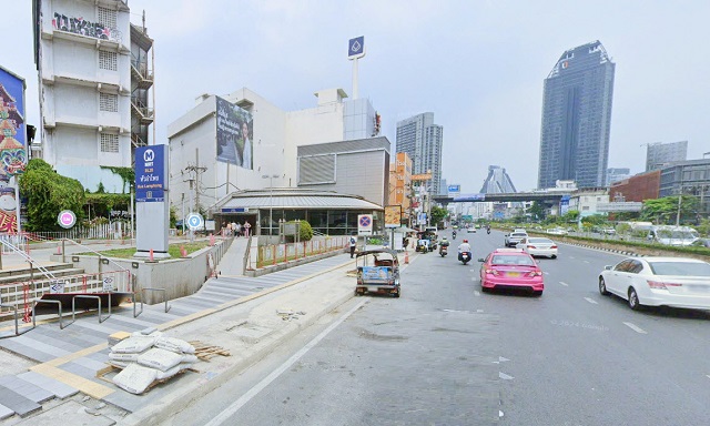 ตลาดสามย่าน 4ชั้น 18ตร.วา.280ตร MRT หัวลำโพง 599ม. ตลาดน้อย 800ม.