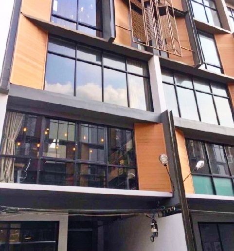 BTS อ่อนนุช 1.8กม. 5นอน ถูกที่สุดในโครงการ ให้เช่าโฮมออฟฟิศ 4.5ชั