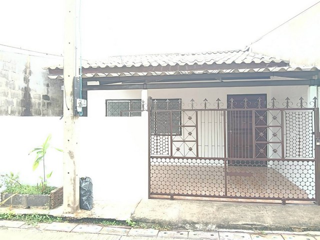 บ้านเดี่ยวรีโนเวทใหม่ 34 ตร.ว. หมู่บ้านการเคหะ ซอย 2/5 เมืองนครส
