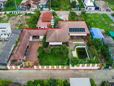 บ้านหลังใหญ่ พร้อมสระว่ายน้ำ 356 ตร.วา ! 3 ชั้น | 7 ห้องนอน