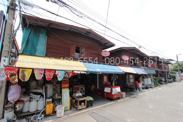 เช่า บ้าน ไม้ ตึกแถว 2 ชั้น 1,200 บาท ประชาอุทิศ สุขสวัสดิ์