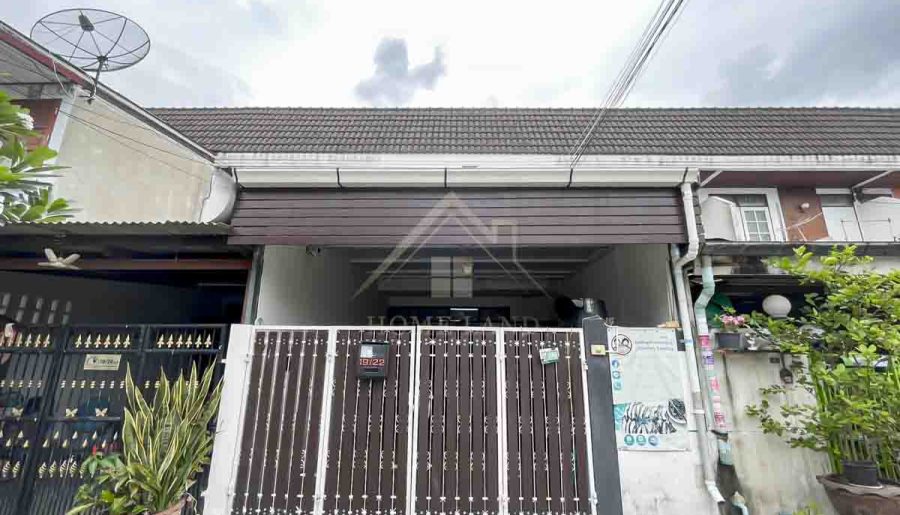 ทาวน์เฮ้าส์2ชั้น สังข์ฉิมพัฒนา-บางกรวยซอย7 พร้อมอยู่ หน้าบ้านไม่