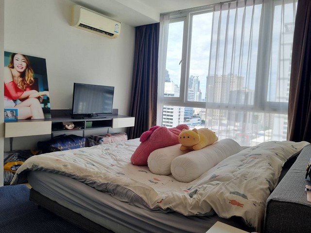 ขายคอนโด15 Sukhumvit Residences ใกล้ BTS นานา / MRT สุขุมวิท