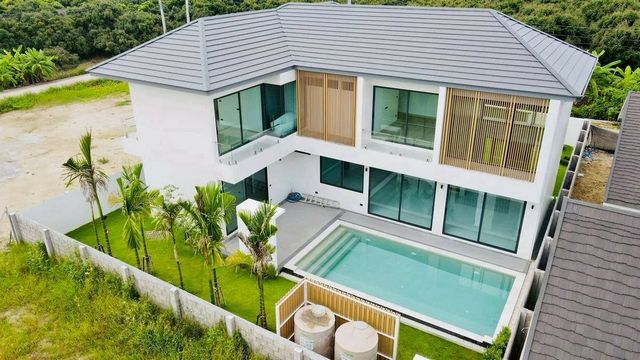 Pool Vlla สุดหรู 15.68 ล้าน (บ้านเปล่า) สันผีเสื้อ บ้านปลอดฝุ่น