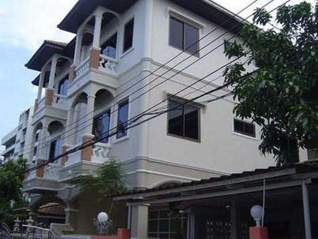 ให้เช่าบ้านเดี่ยว 3 ชั้น 45 ตรว. ซอยพหลโยธิน 19 เขตจตุจักร