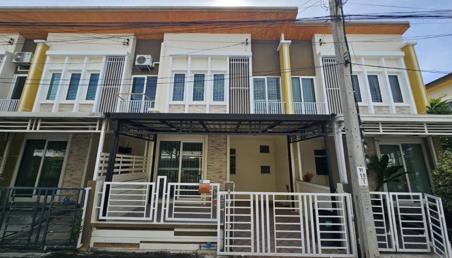 โอกาสทองที่คุณไม่ควรพลาด! ทาวน์โฮม “อเมทิสต์”